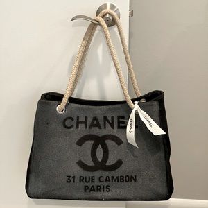 Burlap Handmade black shoulder bag